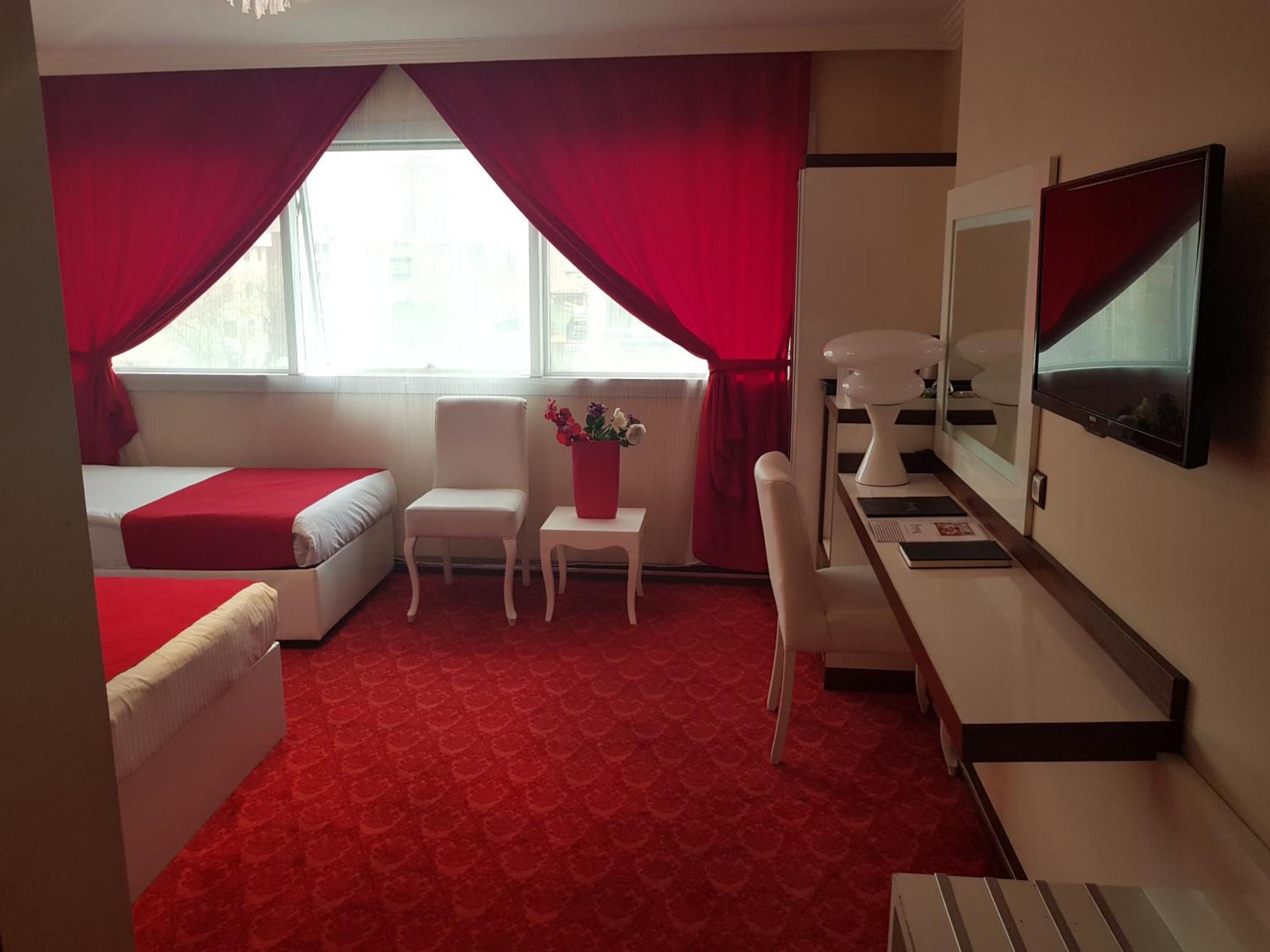 Hotel Ismira 4*